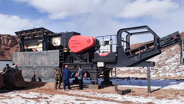 MTF輪胎式移動(dòng)破碎篩分站案例